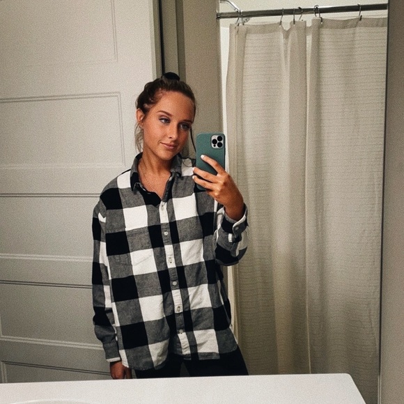 Meet your Posher, Dani - Picture 6 of 6